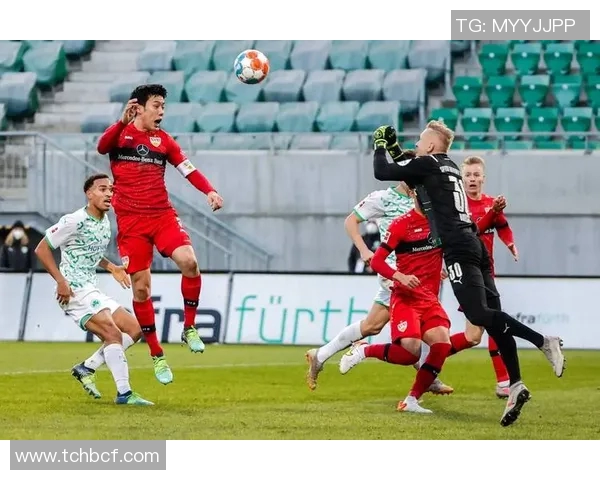 沃尔夫斯堡逆袭柏林赫塔,保持德甲领先地位! 沃尔夫斯堡逆袭柏林赫塔,保持德甲领先地位!