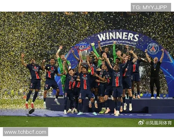 皇家马德里签下巴黎圣日耳曼前锋,希望冲击下赛季欧冠冠军 皇家马德里签下巴黎圣日耳曼前锋,希望冲击下赛季欧冠冠军